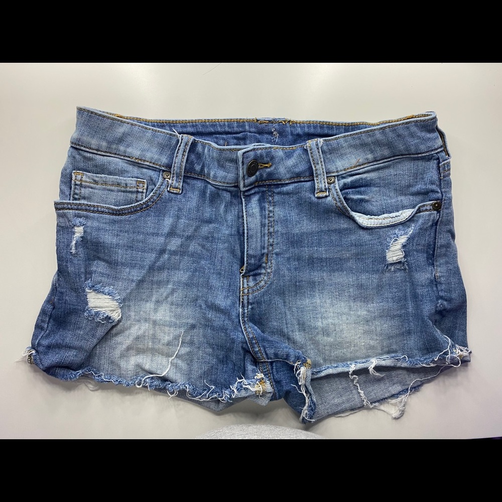 Jean Short from Hollister